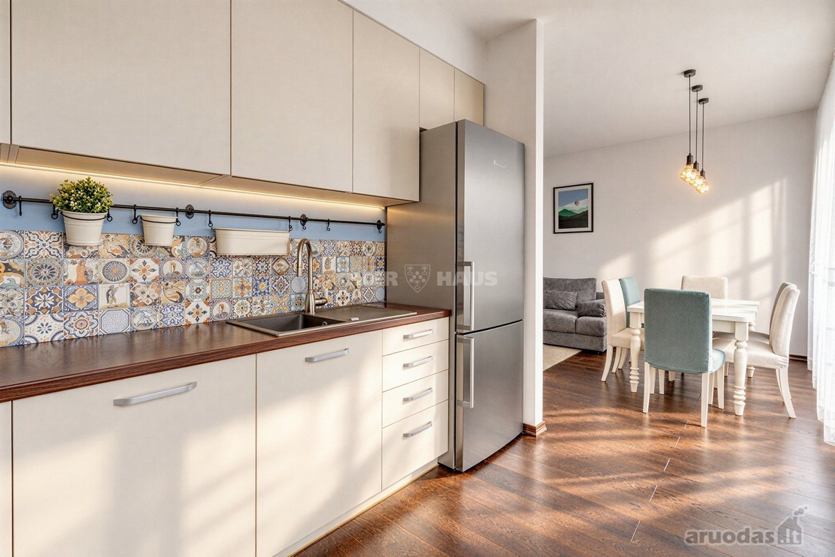 Išnuomojamas erdvus ir šviesus 3 kambarių, 77 - nuotraukos Nr. 6