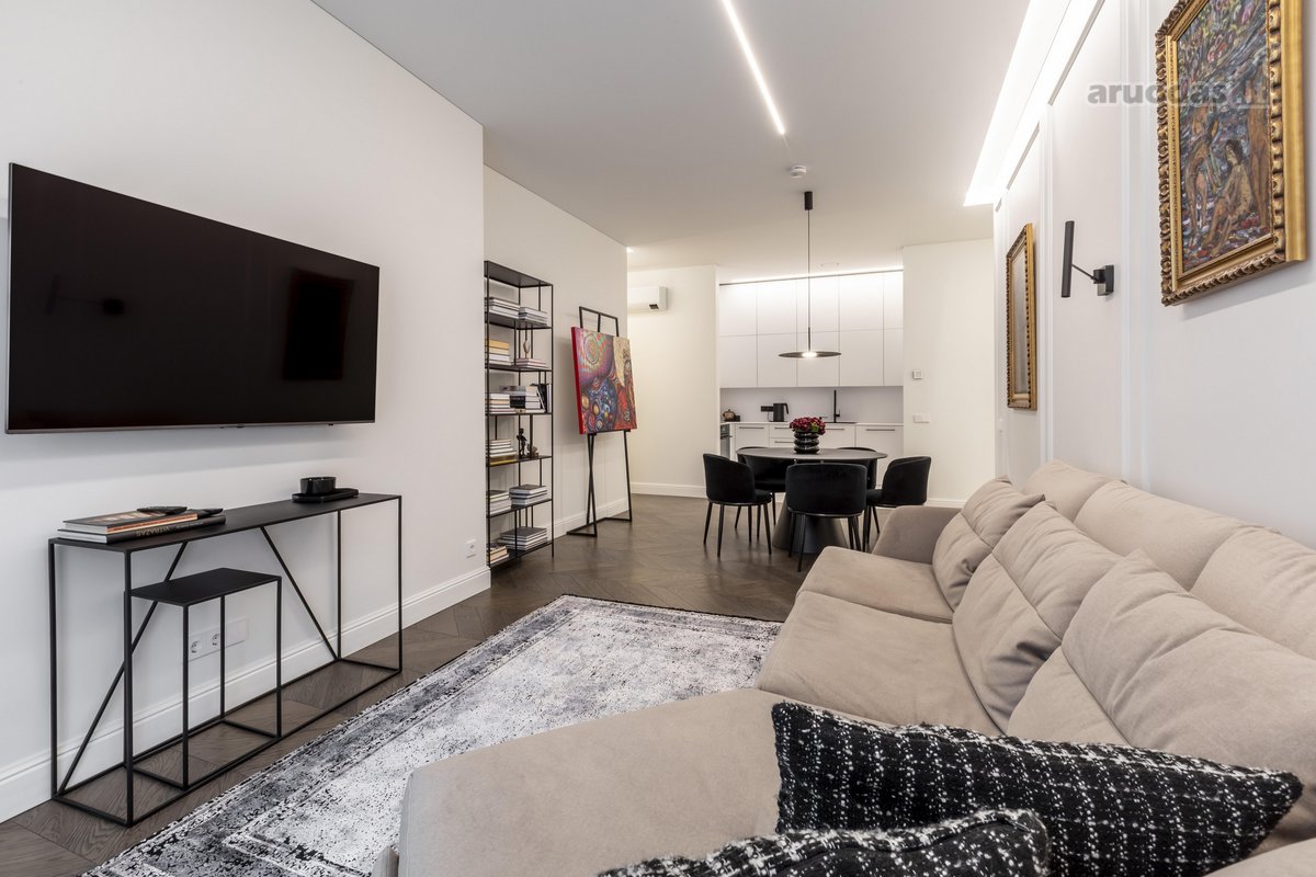 Išskirtinis 95 kv. m butas Gedimino pr. 37, - nuotraukos Nr. 13
