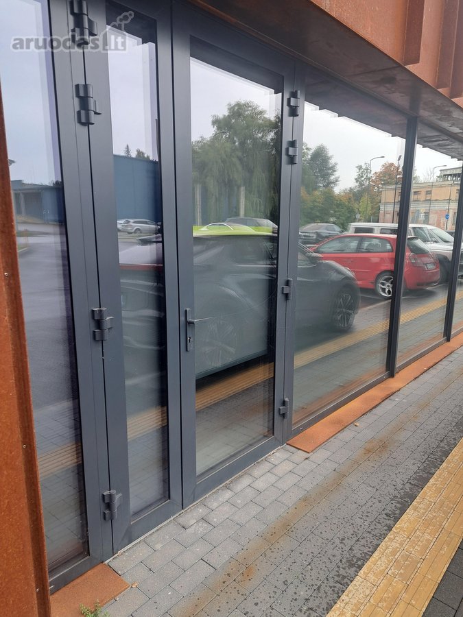 Nuomojamos naujai įrengtos patalpos, trys iš - nuotraukos Nr. 7