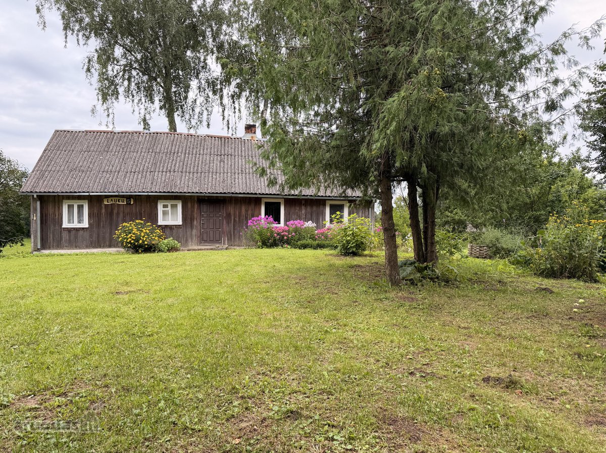 Parduodama sodyba vaizdingoje vietoje – - nuotraukos Nr. 2