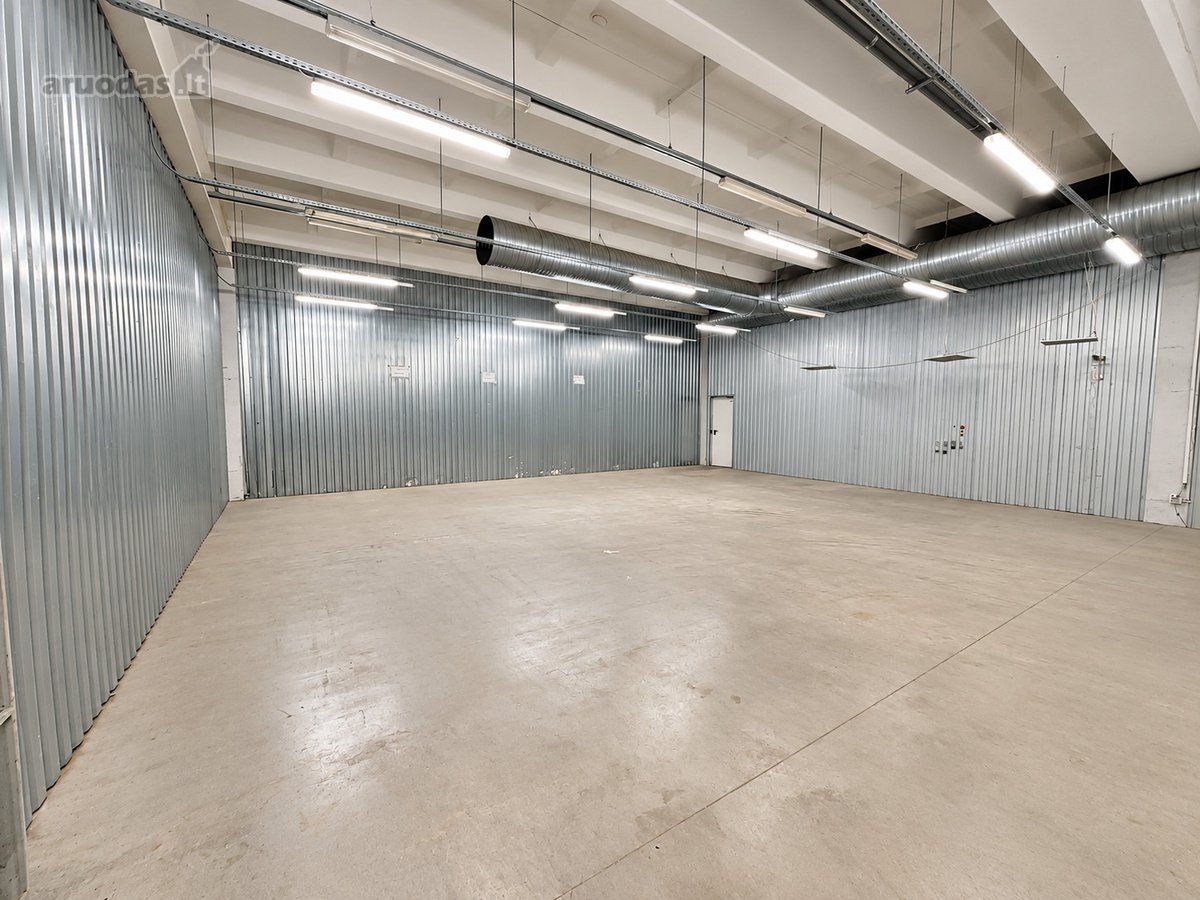 Nuomojamas 272 kv. m sausas ir šiltas - nuotraukos Nr. 6