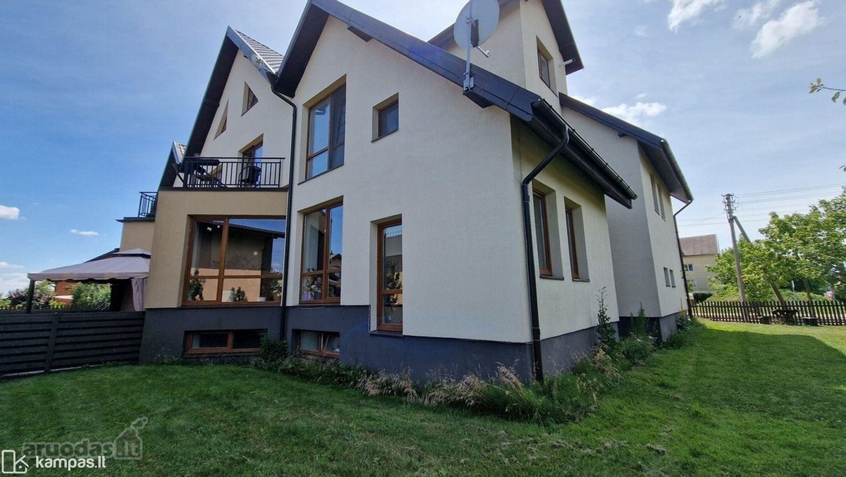 Parduodamas pilnai įrengtas 5 kambarių butas - nuotraukos Nr. 3