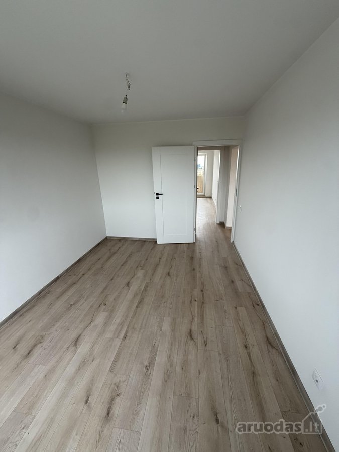 Parduodamas naujai kapitaliai suremontuotas - nuotraukos Nr. 16
