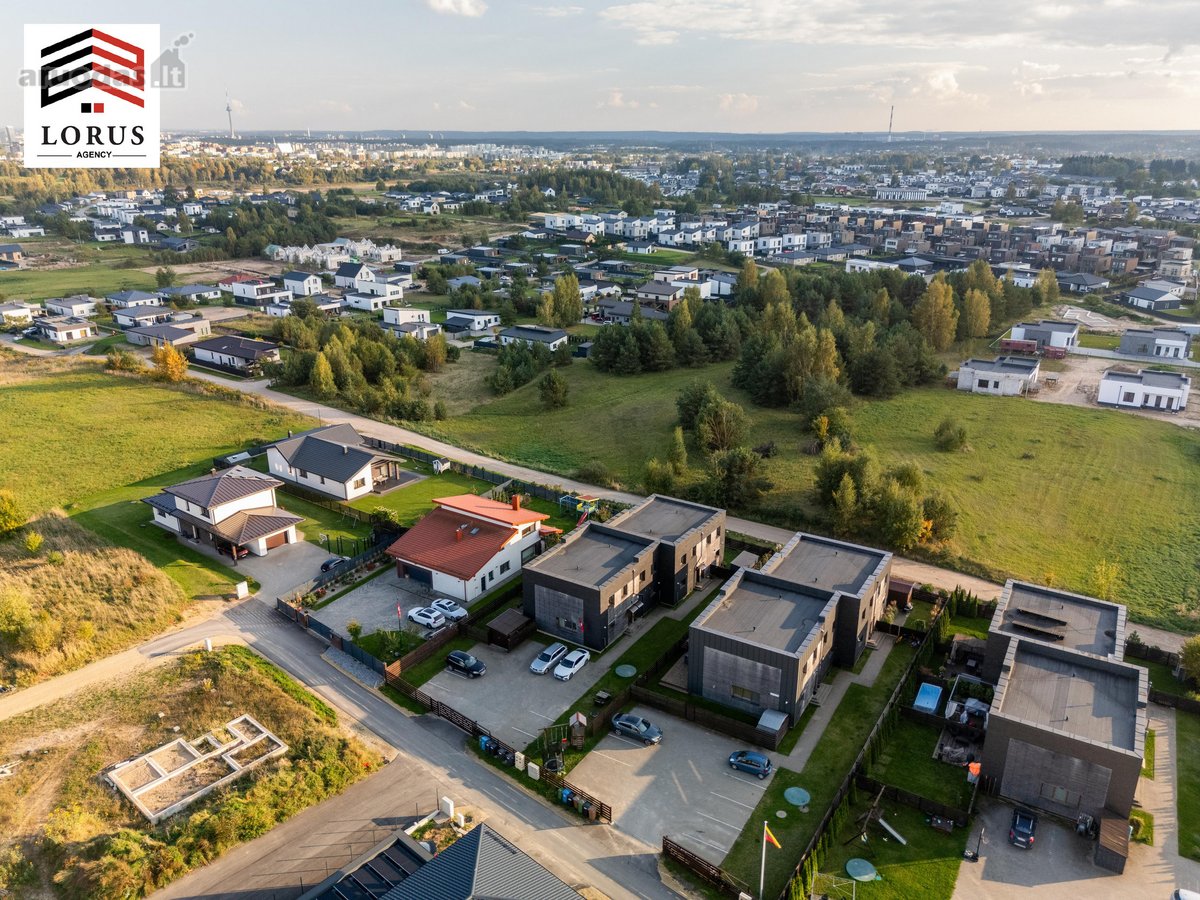 Parduodamas moderniai įrengtas kotedžas su - nuotraukos Nr. 43