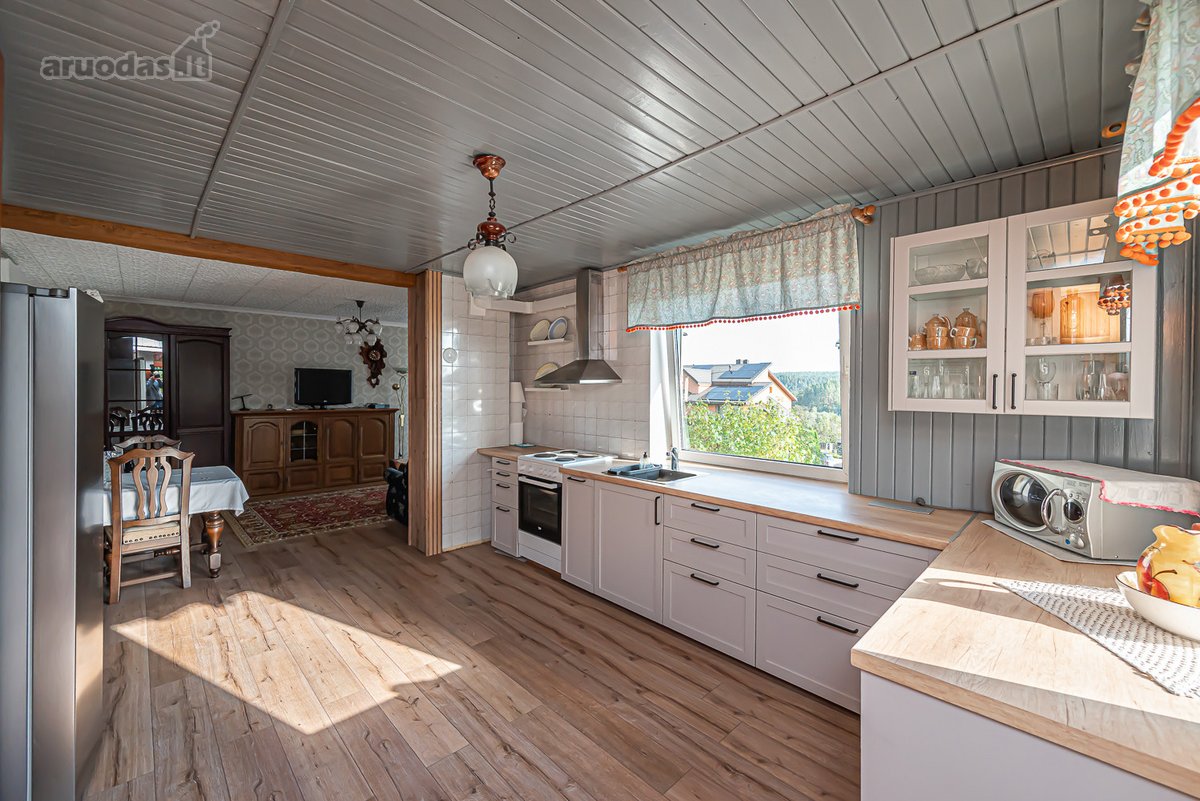 Parduodamas erdvus ir kokybiškai įrengtas - nuotraukos Nr. 51
