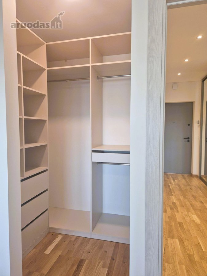 Išnuomojamas Naujai Įrengtas 2 Kambarių Butas - nuotraukos Nr. 15