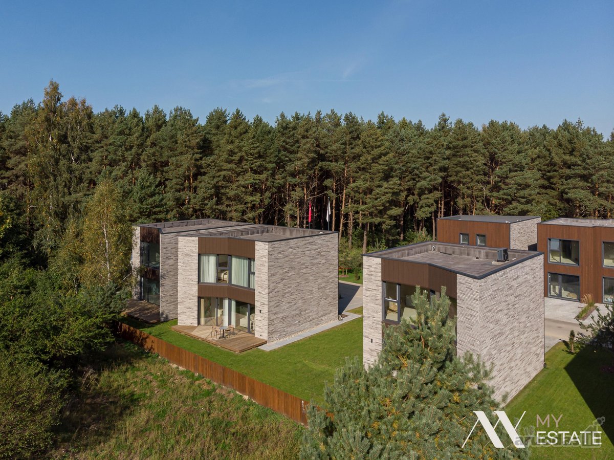 Modernus, pilnai įrengtas A++ klasės namas - nuotraukos Nr. 51