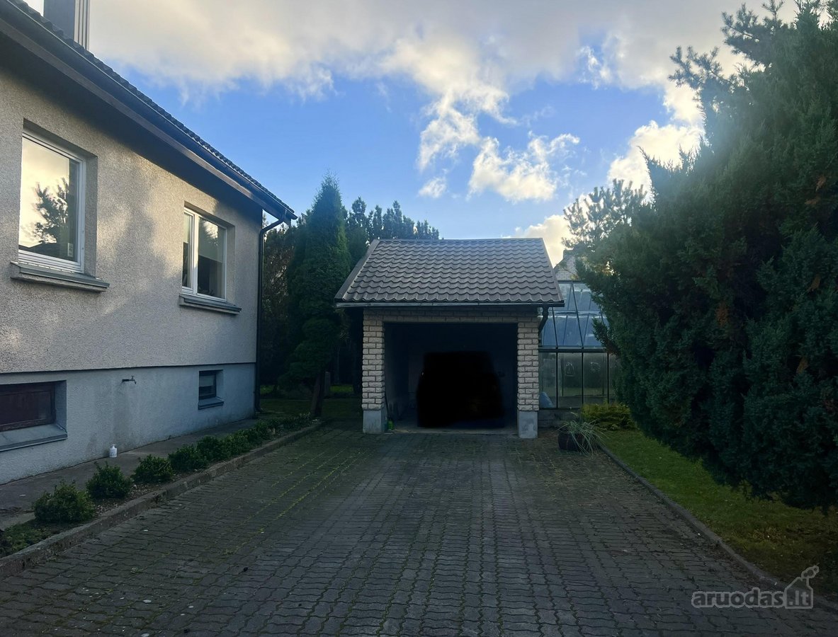 Parduodamas erdvus ir jaukus dviejų aukštų - nuotraukos Nr. 21