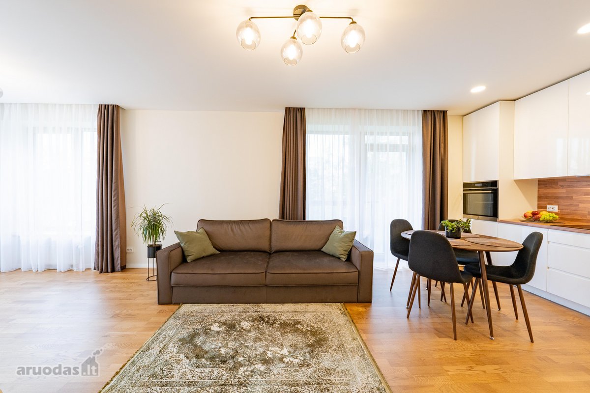 Parduodamas Pilnai Įrengtas 2 Kambarių Butas - nuotraukos Nr. 2