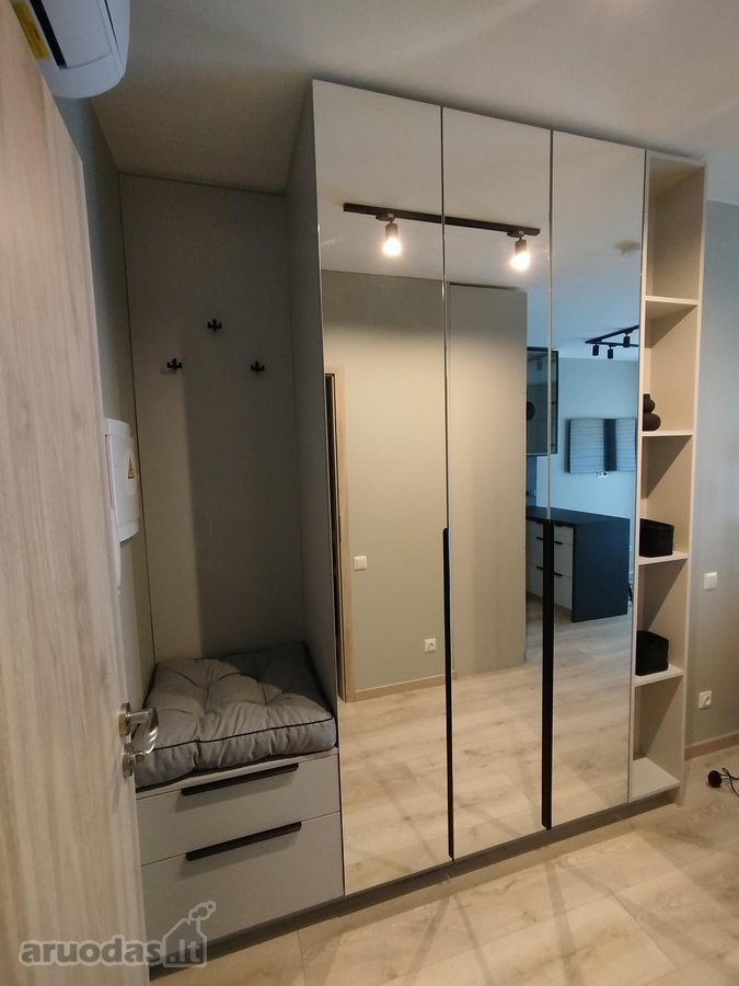 Nuomojamas nedidelis naujai įrengtas studio - nuotraukos Nr. 8