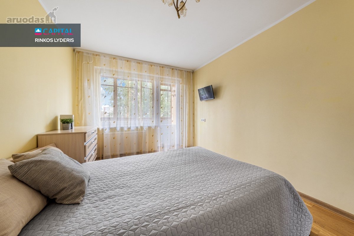 Suremontuotas Trijų Kambarių Butas Šalia - nuotraukos Nr. 2