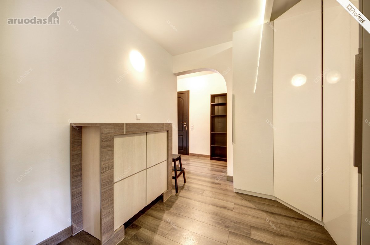 Išnuomojamas 3 Kambarių Butas Renovuotame - nuotraukos Nr. 10
