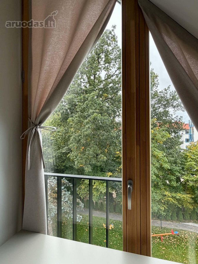 Parduodamas dviejų kambarių butas per du - nuotraukos Nr. 26