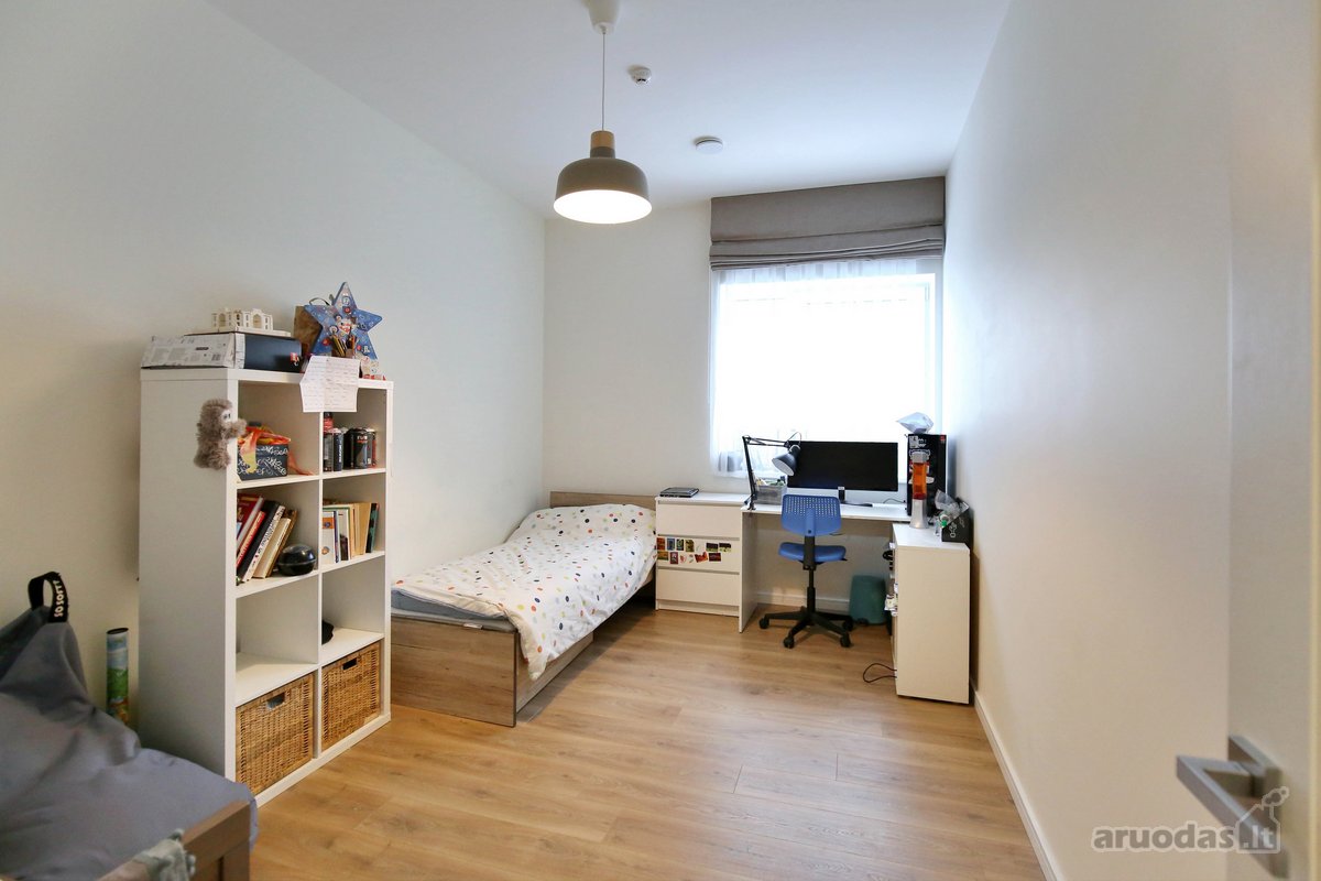 Išnuomojamas naujai įrengtas, 4 kambarių - nuotraukos Nr. 8