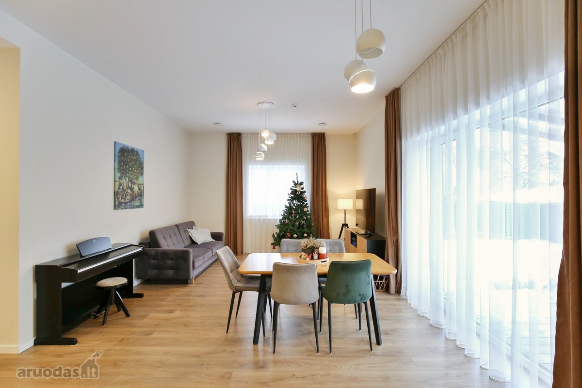 Išnuomojamas naujai įrengtas, 4 kambarių - nuotraukos Nr. 2