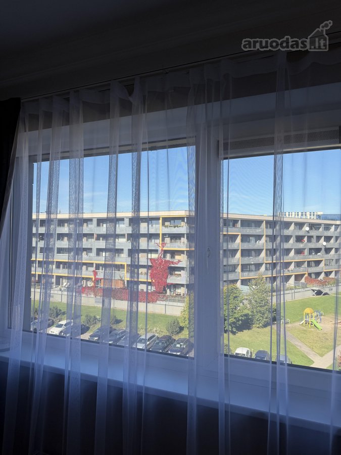 Išnuomojamas šviesus ir erdvus butas su dviem - nuotraukos Nr. 13