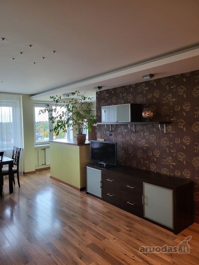 Parduodamas jaukus ir šviesus 2 kambarių butas - nuotraukos Nr. 5