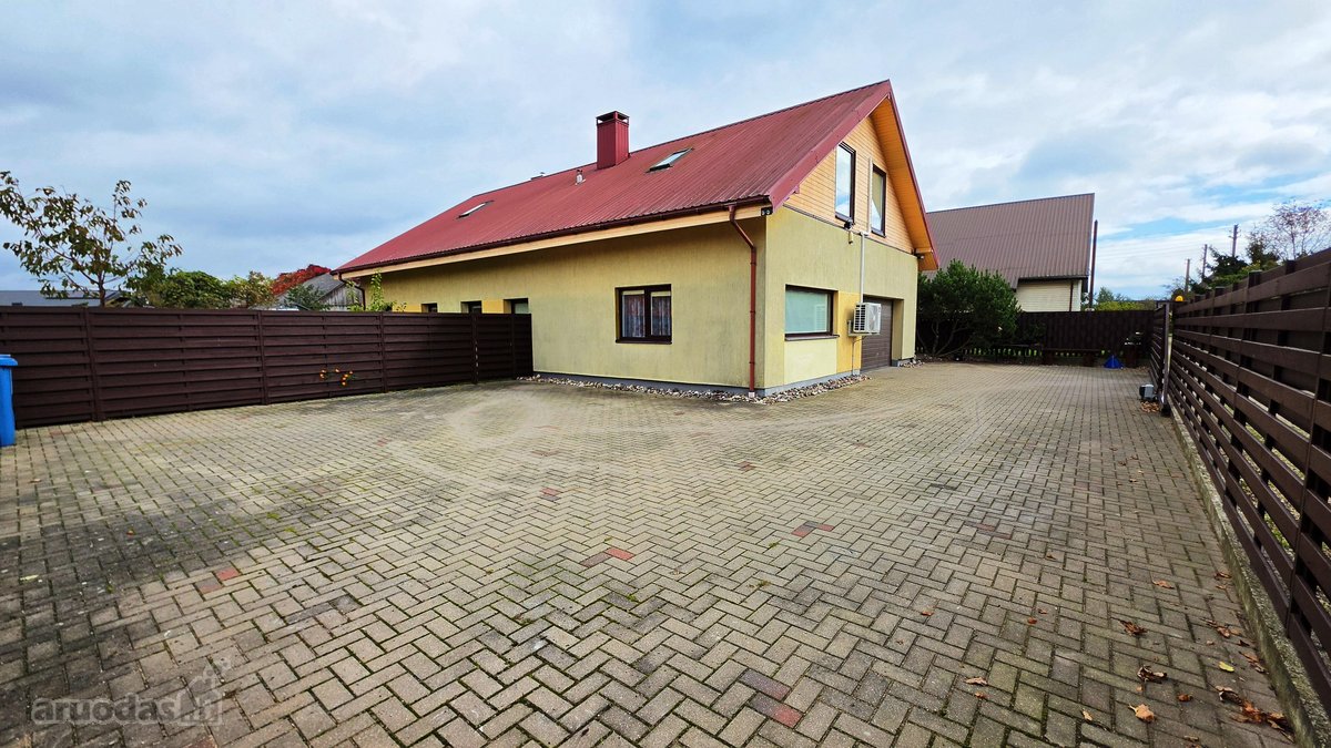 Parduodamas Namas Su Atskirą Įėjimą Turinčia - nuotraukos Nr. 35