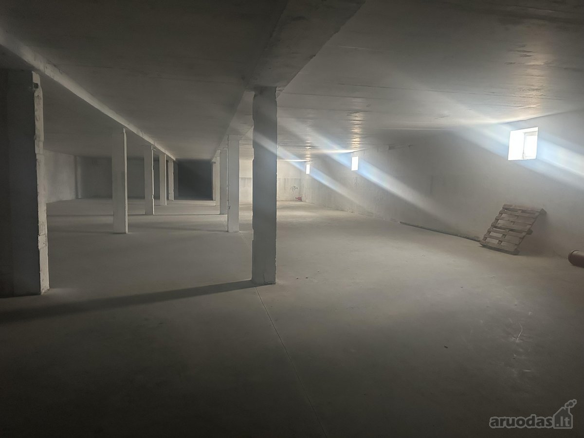Išnuomojamos 2600 m² sandėliavimo/gamybinės - nuotraukos Nr. 8