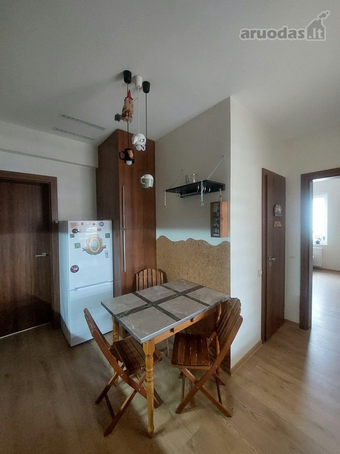 Išnuomoju miesto centre dalį namo. 2 kamb., - nuotraukos Nr. 2