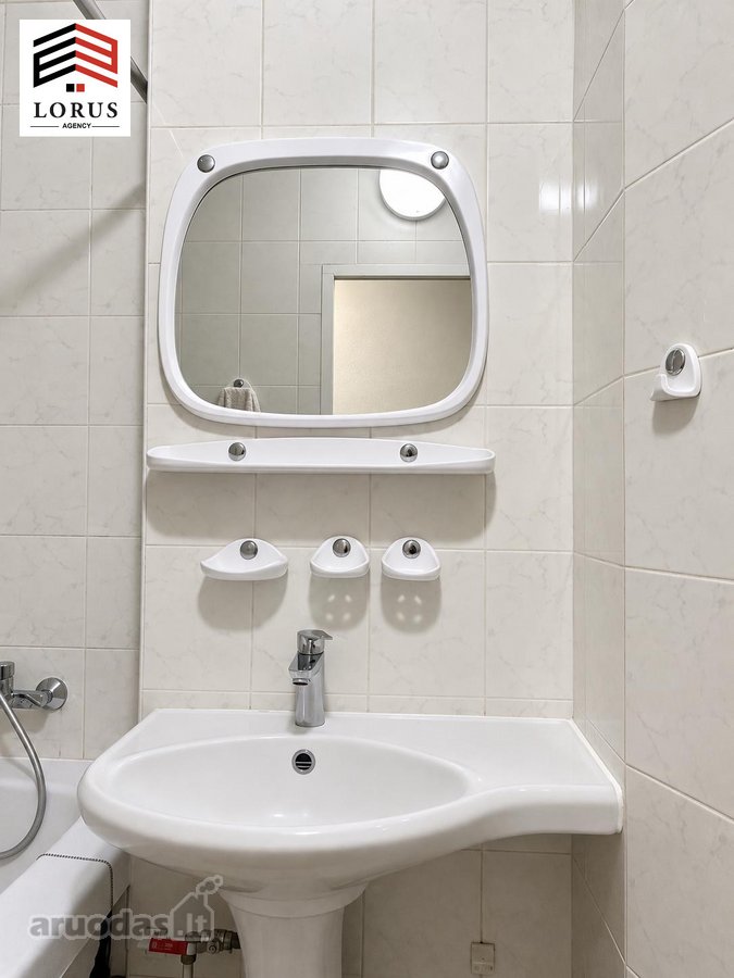 Nuomojamas jaukus ir šviesus 3 kambarių butas - nuotraukos Nr. 6