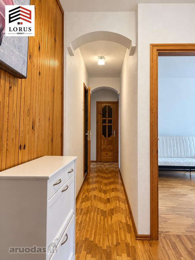 Nuomojamas jaukus ir šviesus 3 kambarių butas - nuotraukos Nr. 16