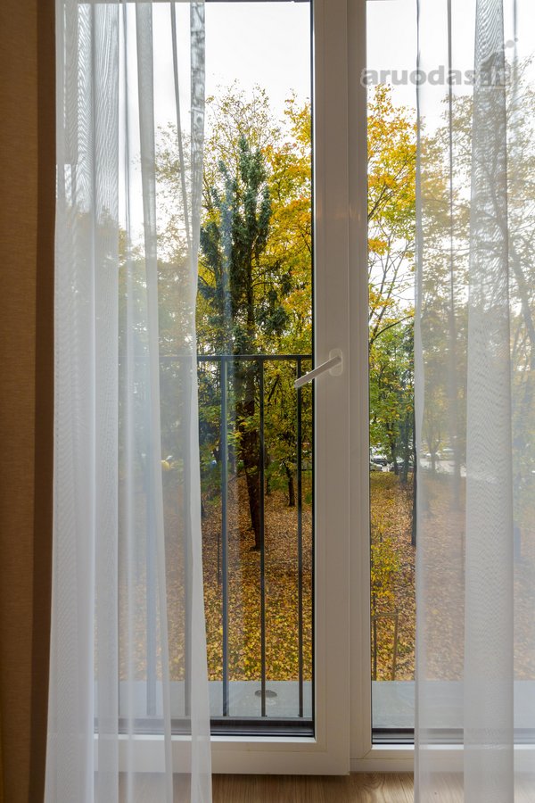 Parduodamas stilingai įrengtas A+ klasės 2 - nuotraukos Nr. 31