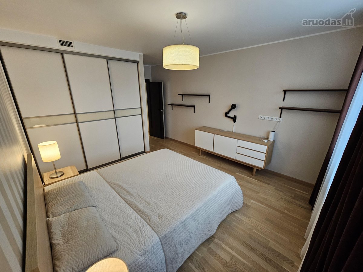 Išnuomojamas erdvus 2 kambarių butas. Butas - nuotraukos Nr. 13