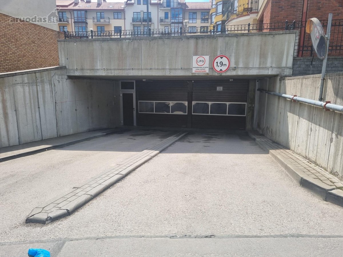 Išnuomojamas garažas su dviem parkavimo - nuotraukos Nr. 7