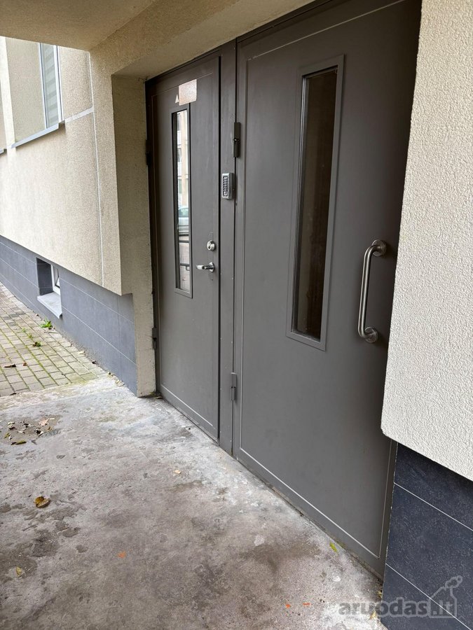 Parduodamas 2 Kambarių Butas Ežerėlio Centre! - nuotraukos Nr. 13