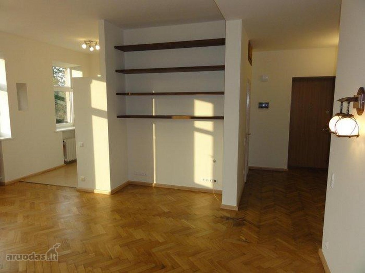 Išskirtinis, erdvus 3 k. butas Kauno centre - nuotraukos Nr. 5