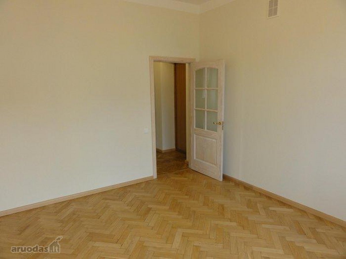 Išskirtinis, erdvus 3 k. butas Kauno centre - nuotraukos Nr. 10