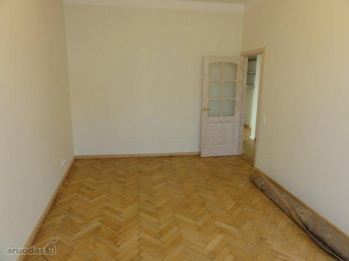 Išskirtinis, erdvus 3 k. butas Kauno centre - nuotraukos Nr. 13