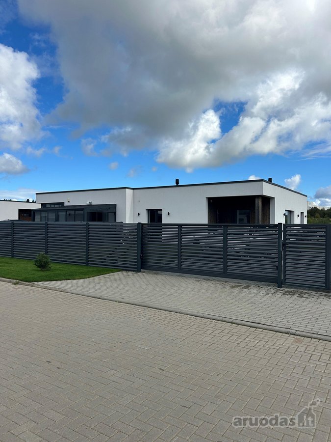 Šiuolaikiškas Namas Molėtų Centre – - nuotraukos Nr. 3
