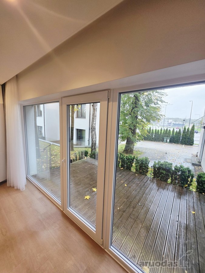Išnuomojamas jaukus ir modernus 2 kambarių - nuotraukos Nr. 19