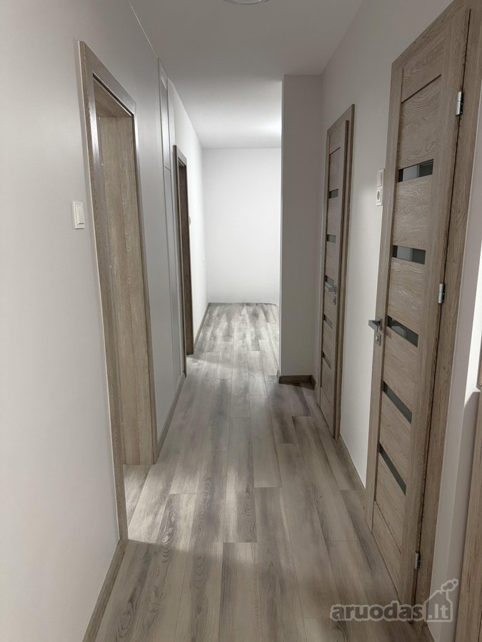 Išnuomojamas erdvus, šviesus ir ką tik po - nuotraukos Nr. 6