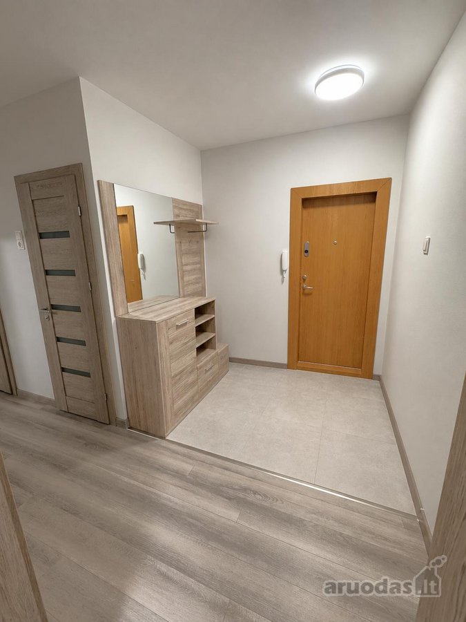 Išnuomojamas erdvus, šviesus ir ką tik po - nuotraukos Nr. 5