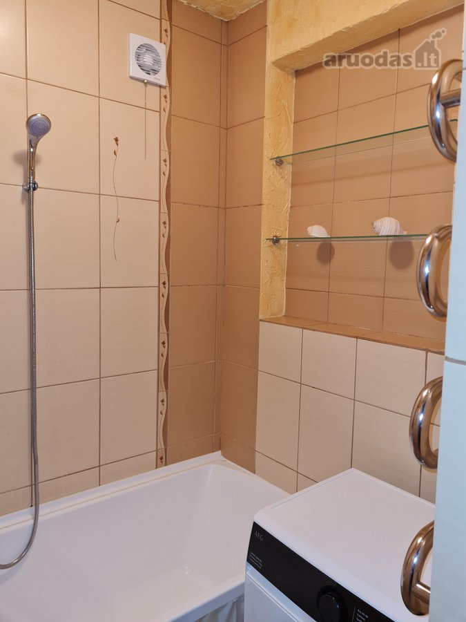 Butas su vaizdu į Totoriškių ežerą, šalia - nuotraukos Nr. 16