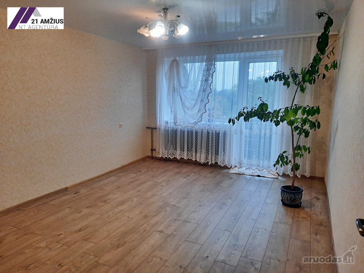 Parduodamas jaukus 2 kambarių butas Kupiškio - nuotraukos Nr. 4