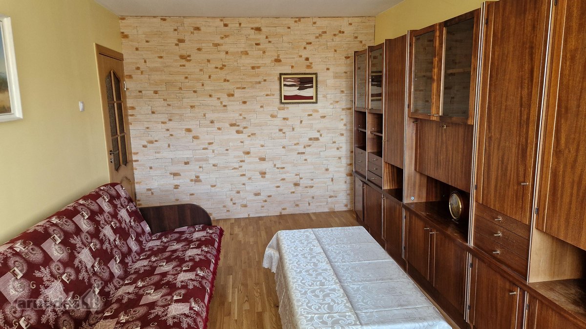 Atskiri kambariai ir virtuvė. Išdėstyti per - nuotraukos Nr. 4