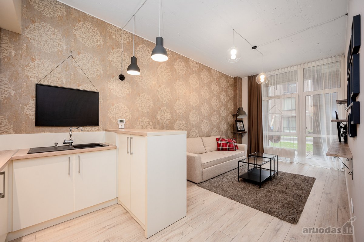 Aukštų lubų 2 kambarių butas Loft Town - nuotraukos Nr. 9