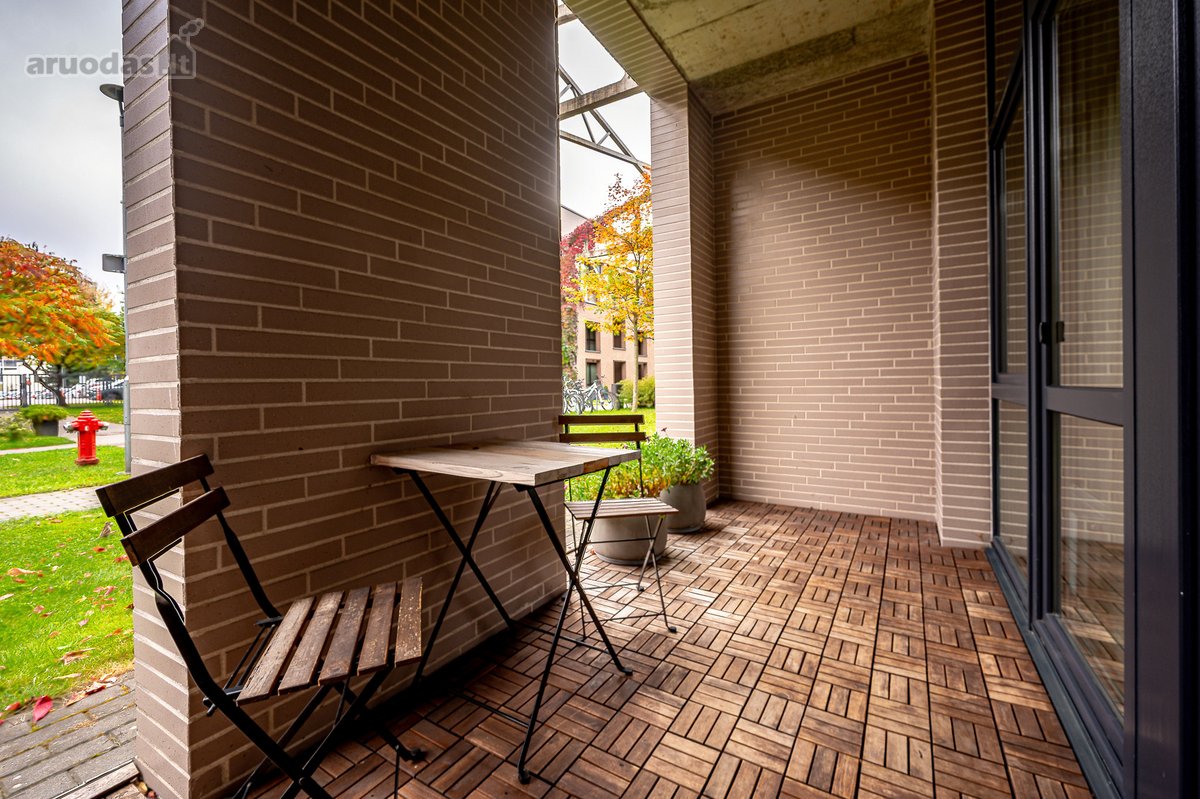 Aukštų lubų 2 kambarių butas Loft Town - nuotraukos Nr. 18
