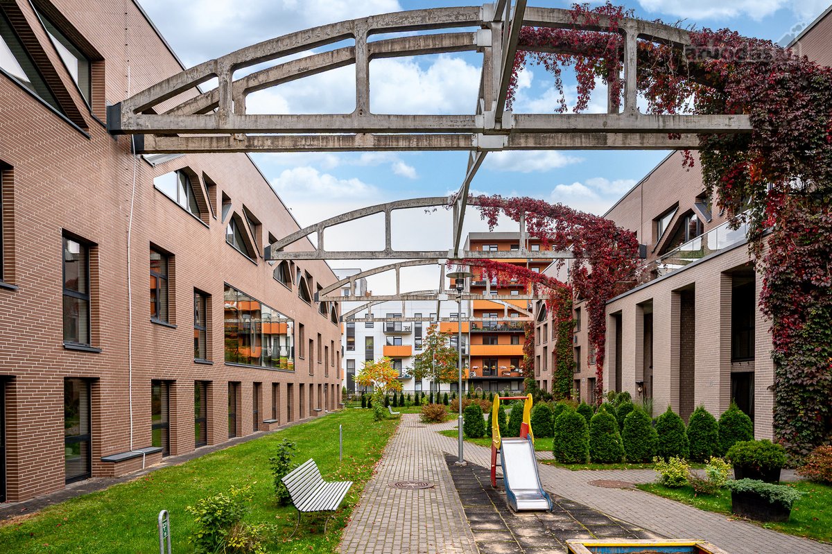 Aukštų lubų 2 kambarių butas Loft Town - nuotraukos Nr. 29