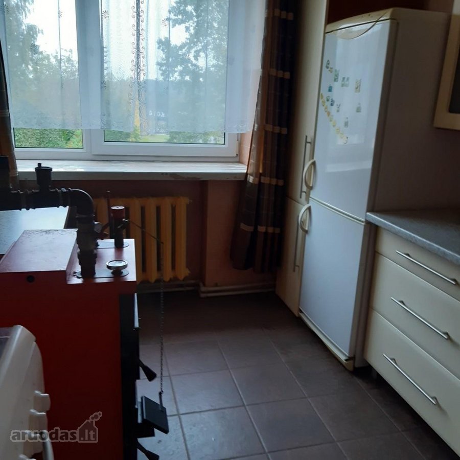 3 kambarių butas Išlauže su garažu, pusrūsiu - nuotraukos Nr. 8