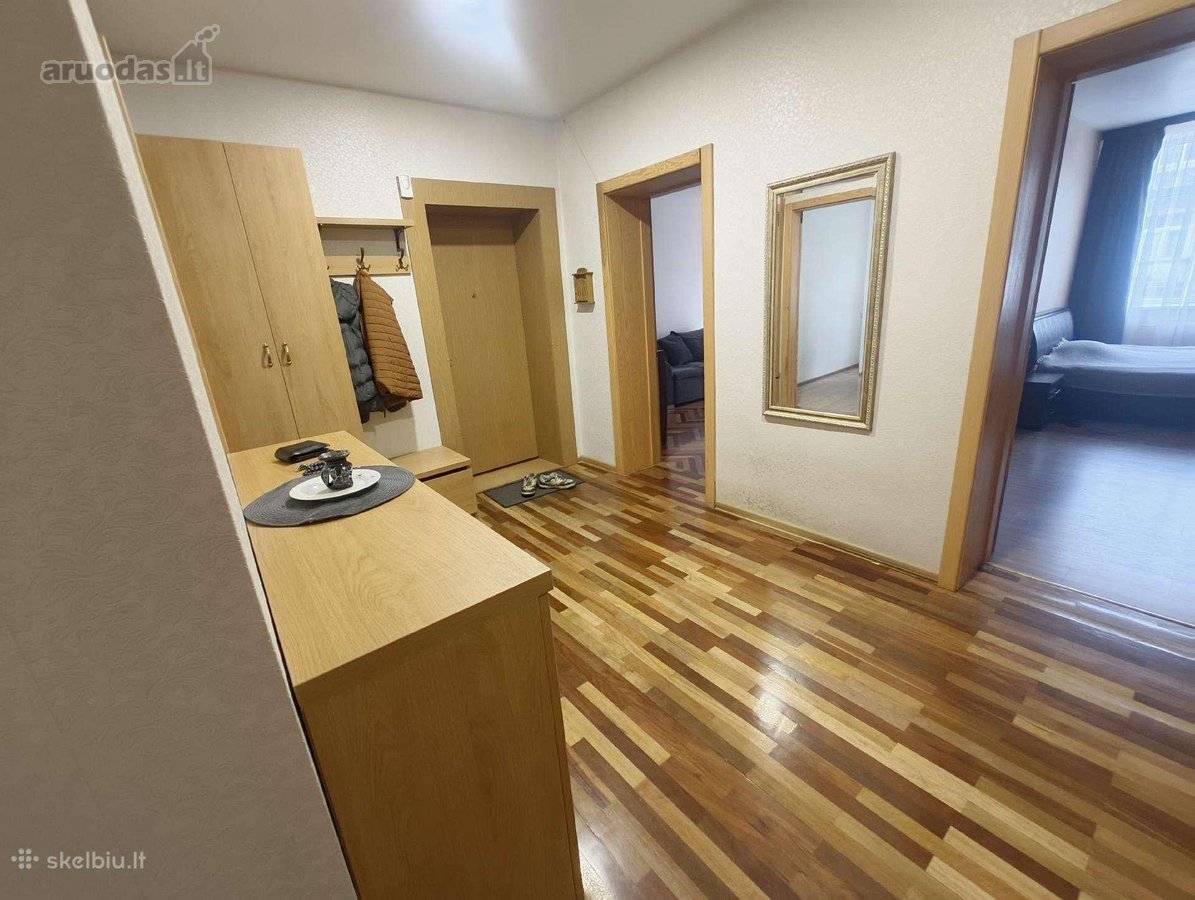 Išnuomojamas 3 k. butas pačiame centre. - nuotraukos Nr. 2