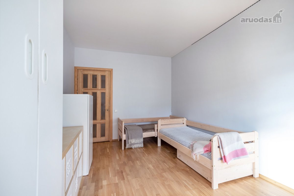 Parduodamas jaukus, šviesus 3 kambarių butas - nuotraukos Nr. 15