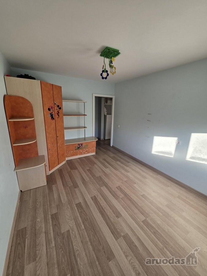 Štai patikslintas skelbimo tekstas su - nuotraukos Nr. 17
