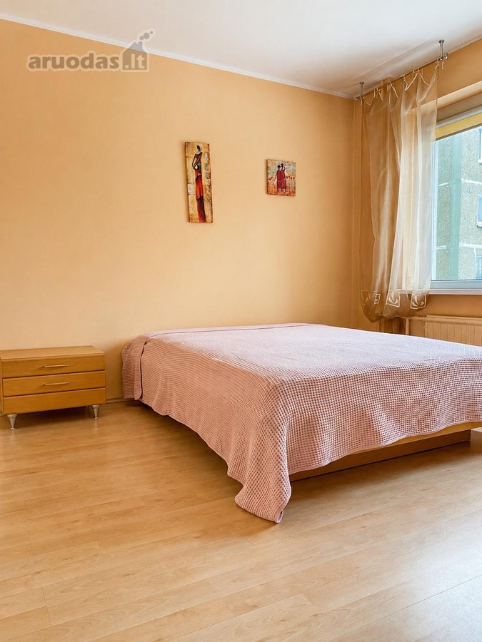 Šalia buto yra mokyklos-darželiai, prekybos - nuotraukos Nr. 5