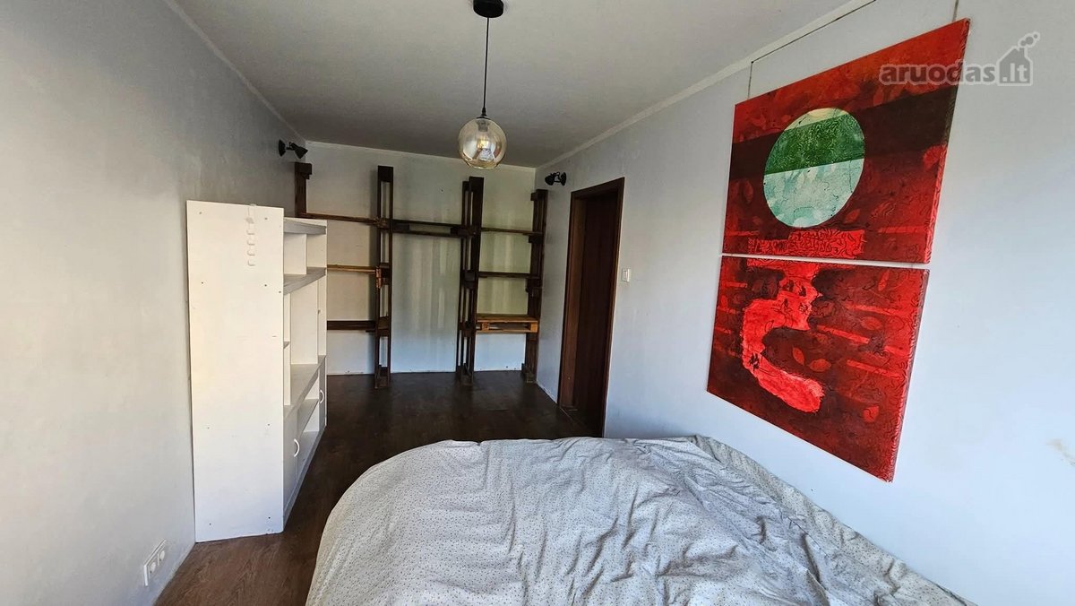 Nuomojamas šviesus 2 nepereinamų kambarių - nuotraukos Nr. 4