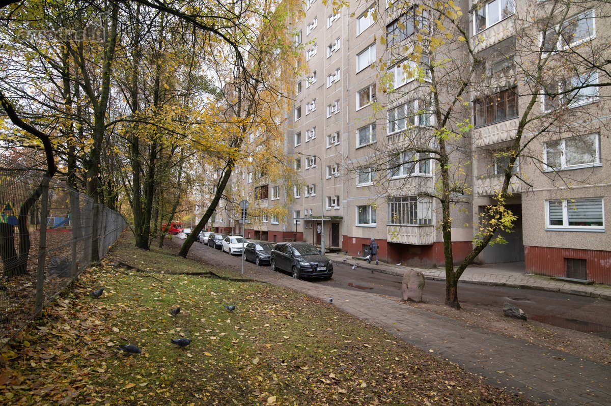 Šeškinėje parduodamas 3-jų kambarių butas su - nuotraukos Nr. 23